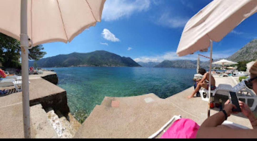 Apartment Jovan2,On The Beach With Free Wi-Fi โกตอร์ ห้อง รูปภาพ
